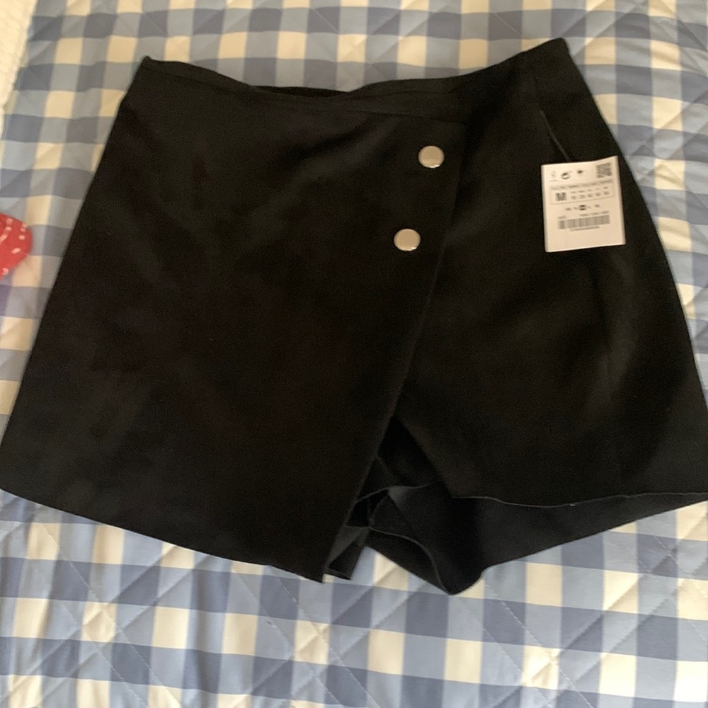 Zara black short